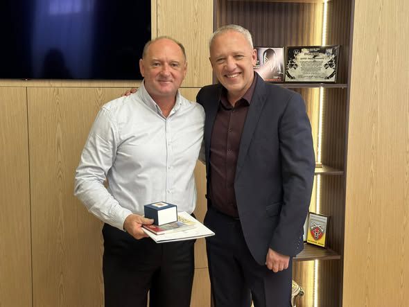 Чернівецький міський голова привітав медалістів чемпіонату світу 